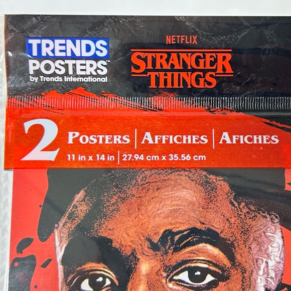 Strangers Things - 2  11” x 14” Posters - NWT 🙃 - Picture 4 of 4